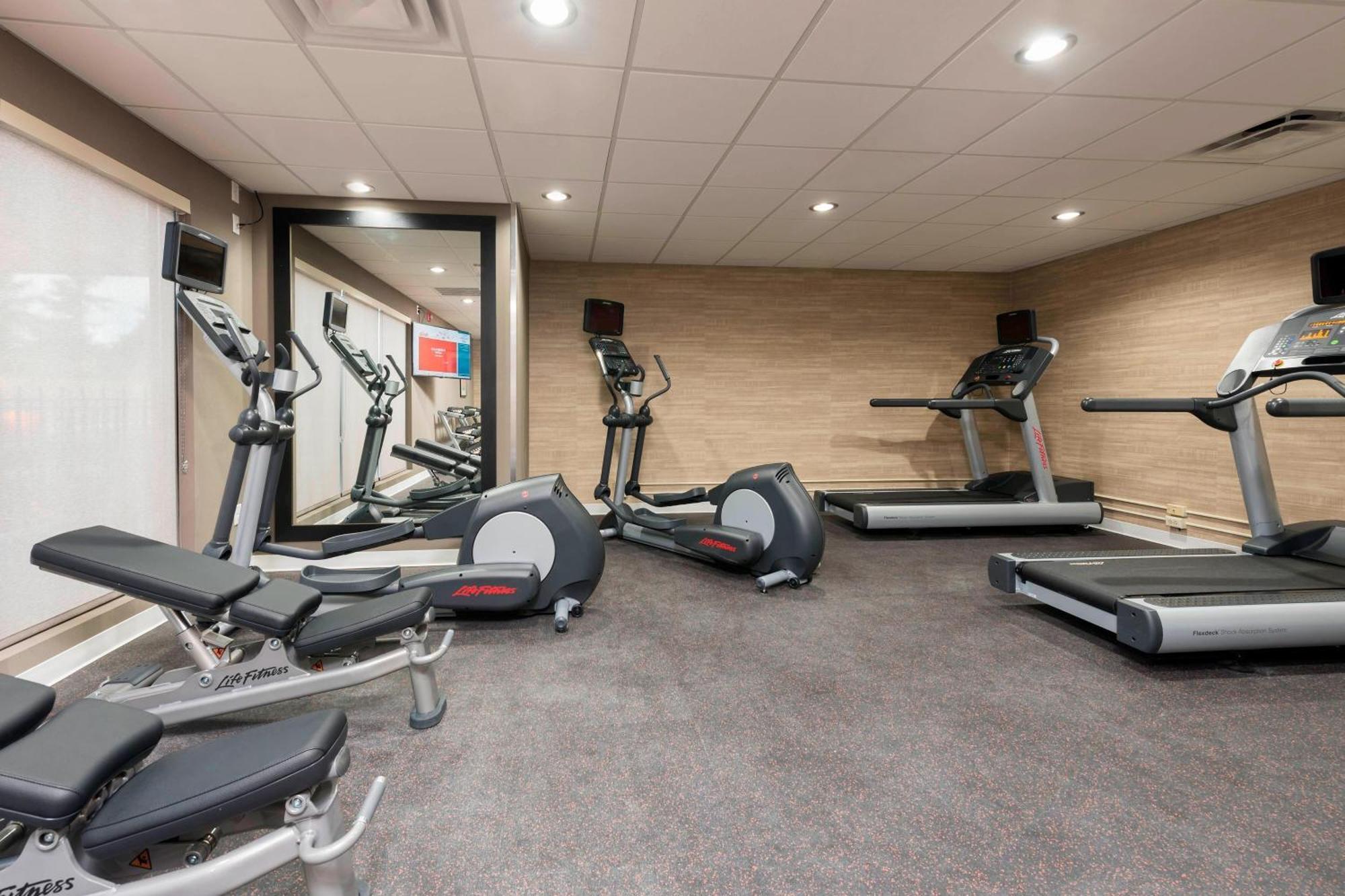 Towneplace Suites By Marriott Ontario-Mansfield Dış mekan fotoğraf